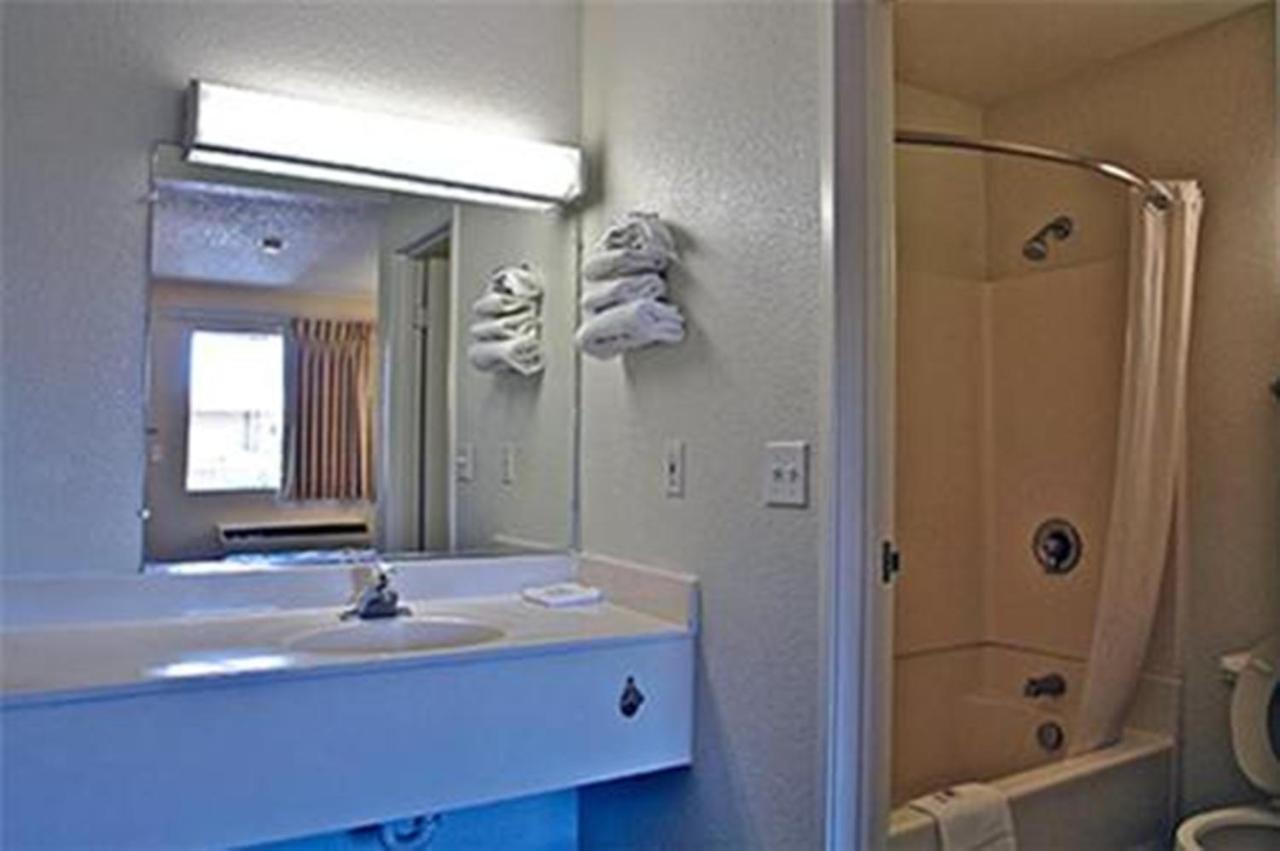 Motel 6-Moriarty, Nm Buitenkant foto